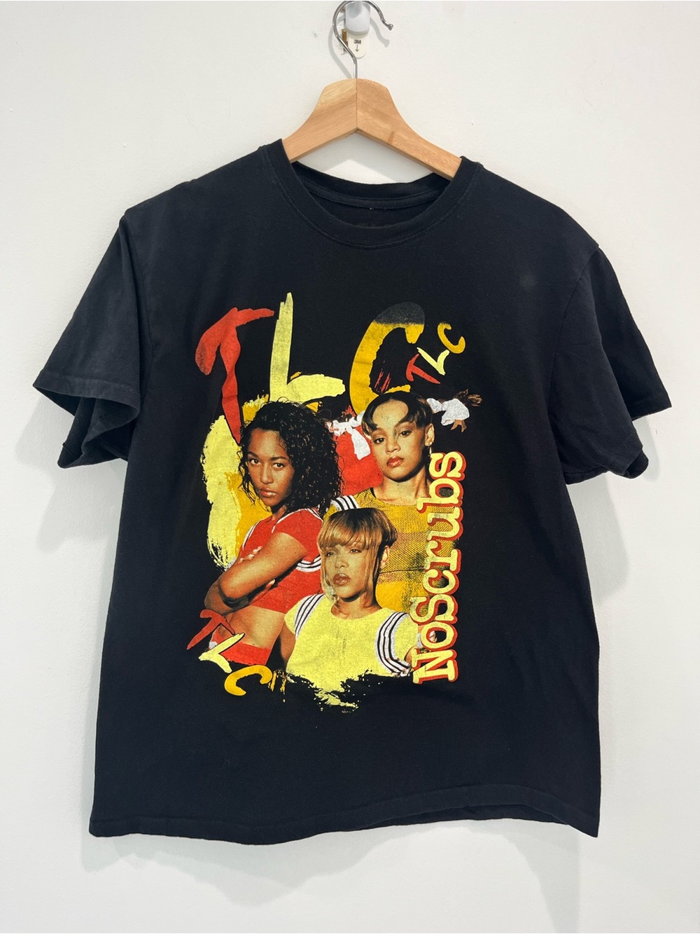 TLC Vintage Y2K Legendary R&B Band Tee-shirt “No Scrubs”
